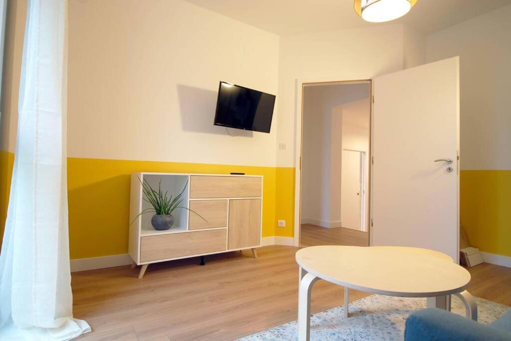 B&B Jaune, Appartement Independant, Parking, Wifi Pres De Strasbourg Ittenheim Exterior foto